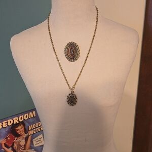 Vintage Gold and Black Pendant Necklace Set